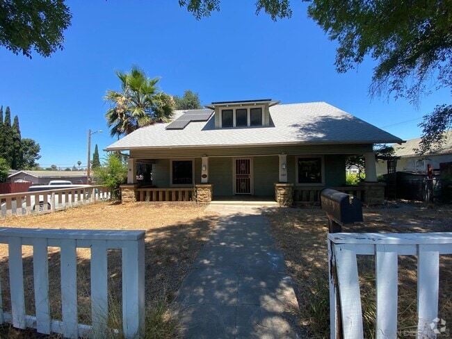 Building Photo - 208 W 7th Ave Rental