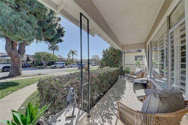 Photo - 444 N Shattuck Pl