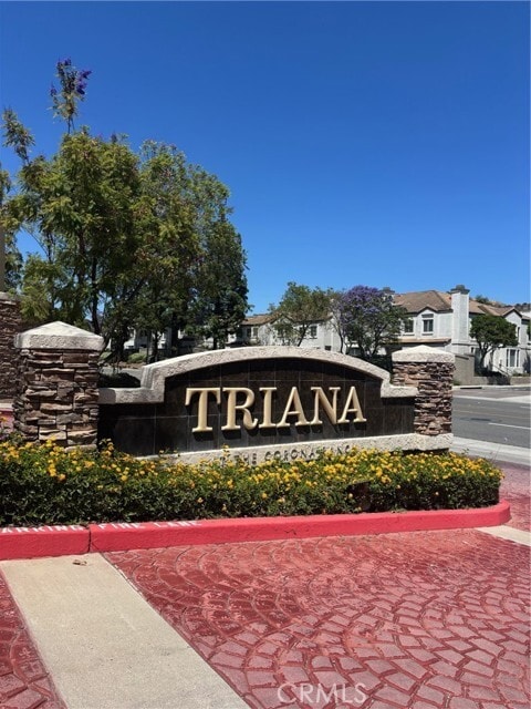 Building Photo - 1023 Vista Del Cerro Dr Unit 206