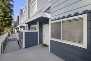 First Floor Outside Pation - 4511 Murietta Ave Townhome
