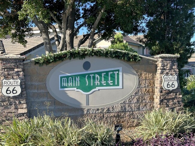 Photo - 2 Bedrooms/ 3 Bathrooms