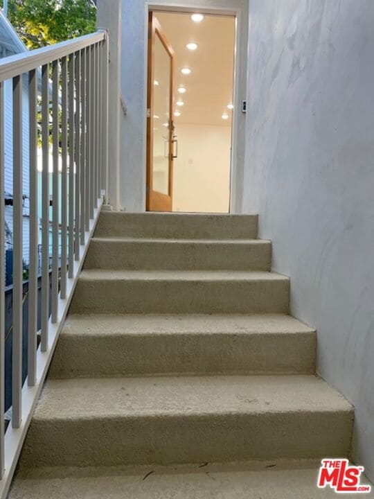 Photo - 245 Windward Ave
