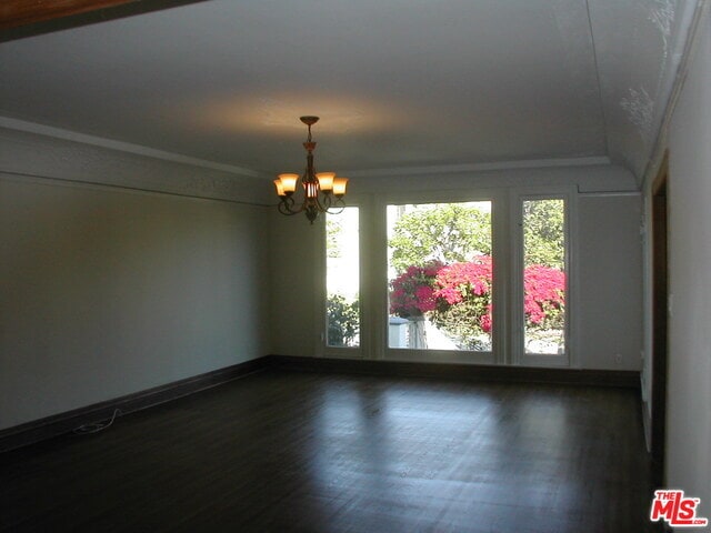 Photo - 857 S Sycamore Ave