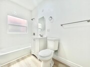 Photo - 707 W 48th St Unit 709 1/2