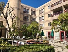 Building Photo - 5100 Overland Ave Rental