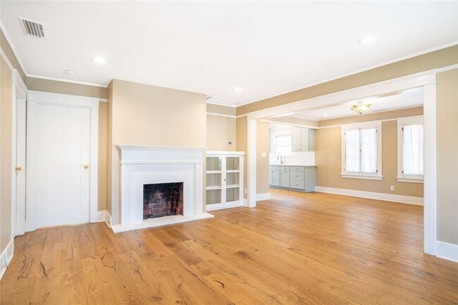 Photo - 5049 Mt Royal Dr