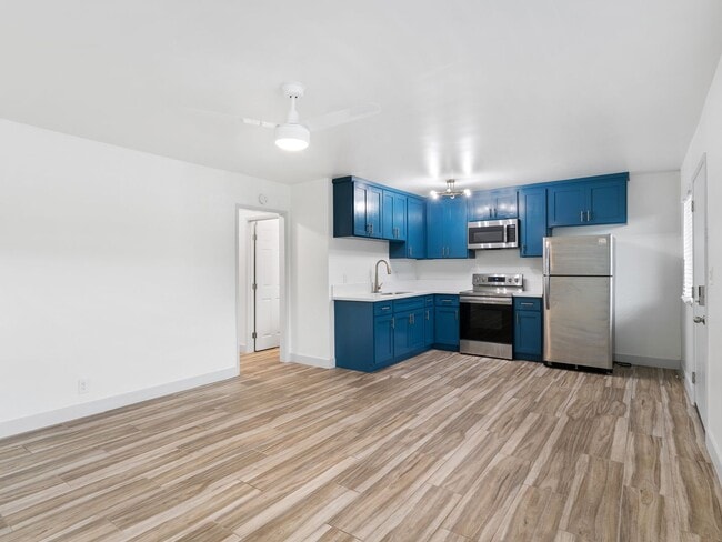 Photo - 1332 Walnut Ave Unit 08