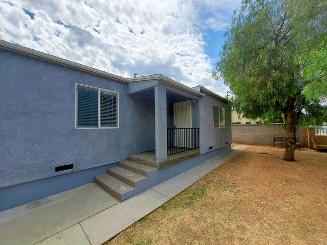 Photo - Mollison Duplex Unit A
