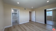 Photo - 9011 Holmes Ave