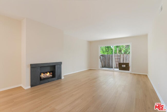 Photo - 6475 Kanan Dume Rd