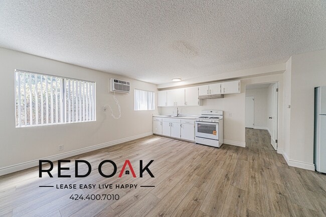 Photo - 7032 Milwood Ave Unit 2