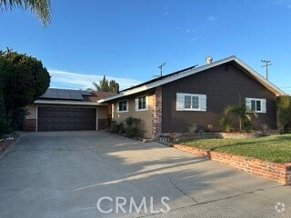 Building Photo - 16741 Orange Dr Rental