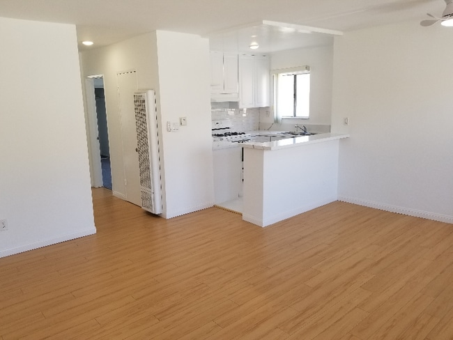 Photo - 1534 10th St Unit 9