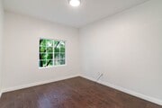 Photo - 5630 Craner Ave