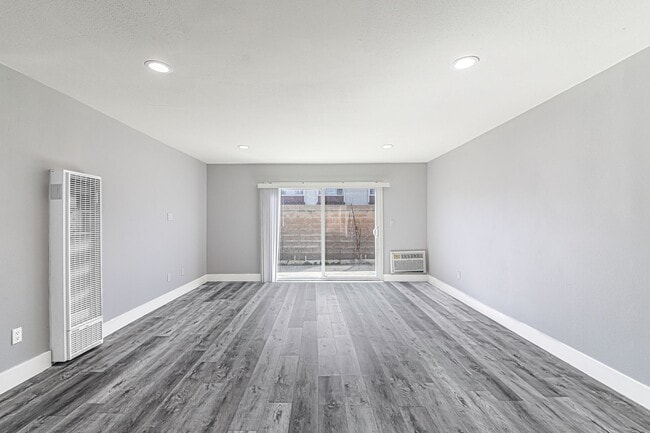 Photo - 13392 Magnolia St Unit 13392-G