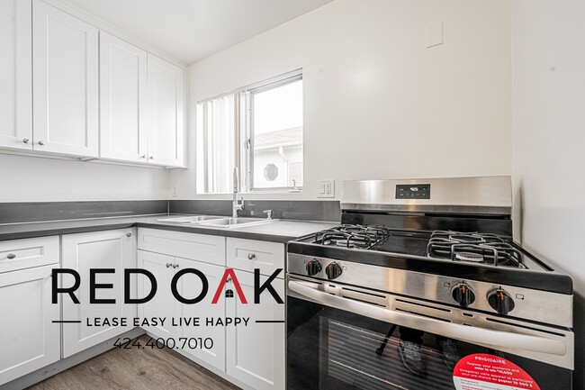 Photo - 1016 S Wooster St Unit 4