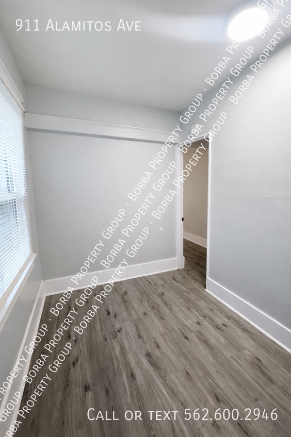 Photo - 911 Alamitos Ave