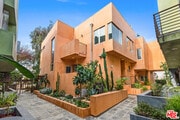 Photo - 900 N W Knoll Dr Condo Unit 2