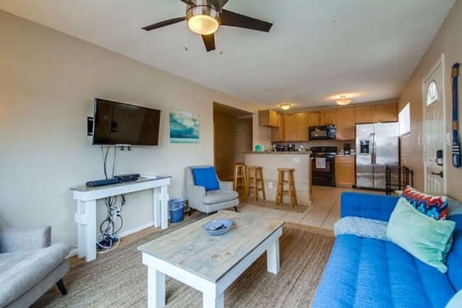 Photo - 4 Bed 2 Bath in South Mission Beach - one year lease