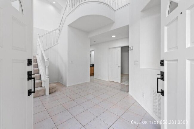 Photo - 8238 Guppy Ct