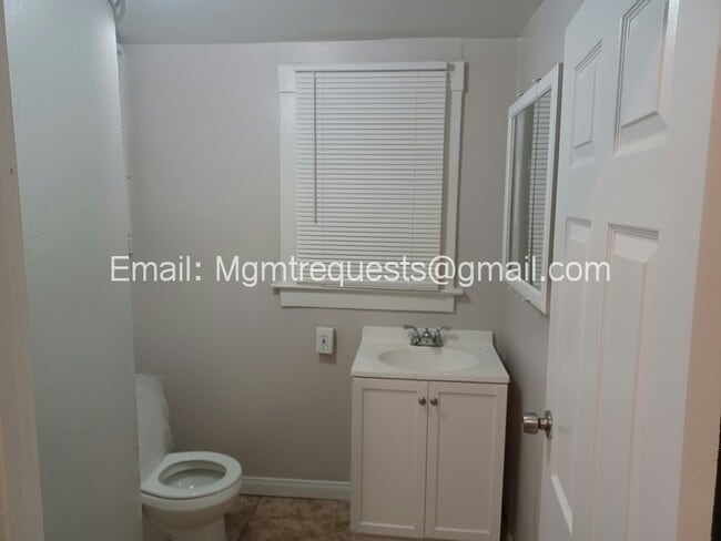 Photo - 3343 Lime St Unit 1