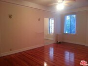 Photo - 630 S Kenmore Ave Unit 100