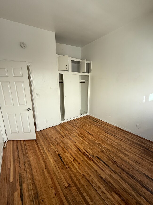 Photo - 1833 19th St