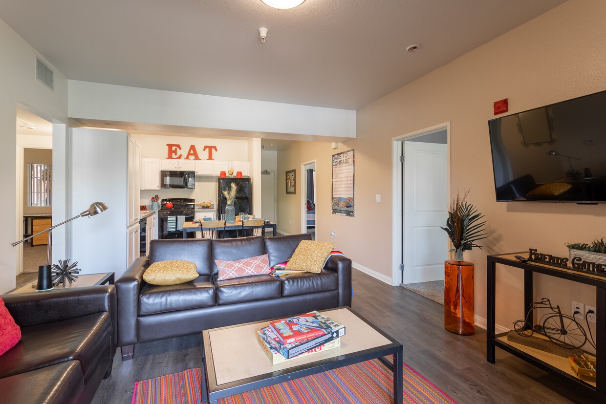 3D Tour - GrandMarc at University Village