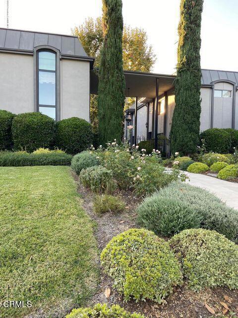 Photo - 625 S Orange Grove Blvd Townhome