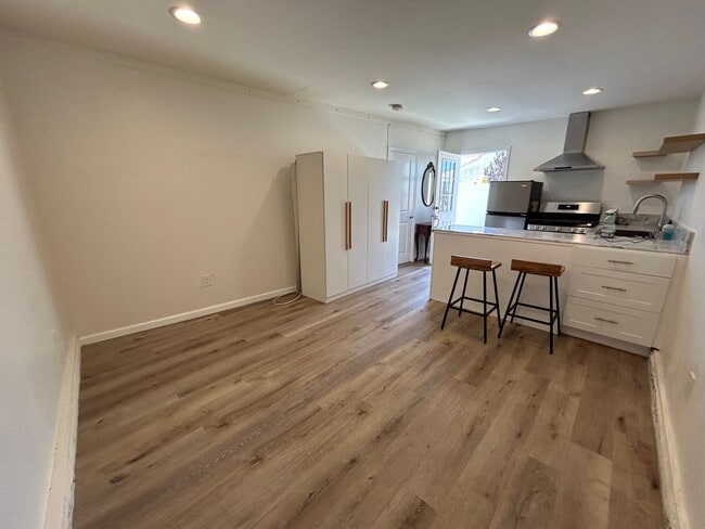 Building Photo - 4432 Falcon Ave