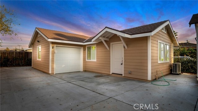 Building Photo - 940 Gonzales St