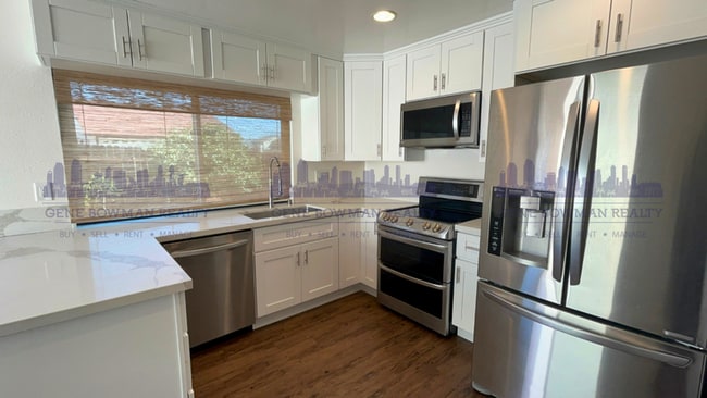 Building Photo - 6840 Simi Pl