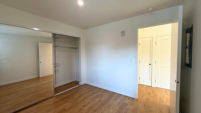 Photo - 1422 Tamarind Ave