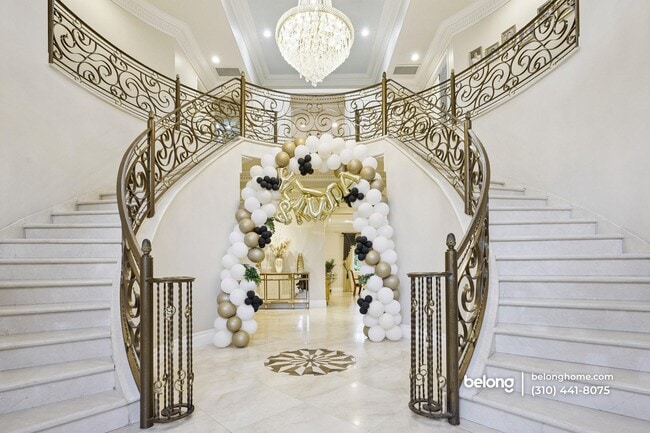 Photo - 5344 Leghorn Ave