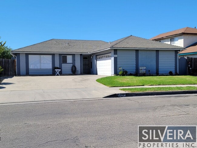 Building Photo - Charming 3 bed 2 bath home in Santa Maria