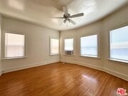 Photo - 860 S Berendo St Condo