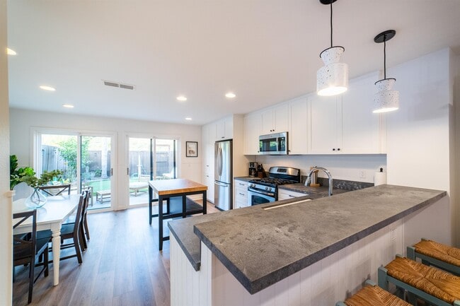 Photo - 2465 Caminito Ocean Cove