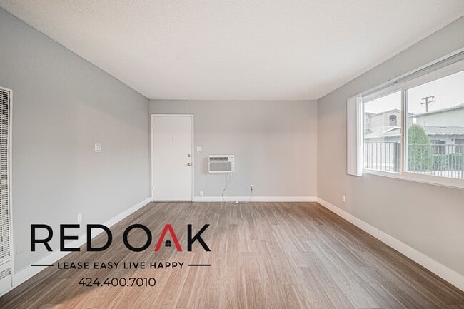 Photo - 690 S Riverside Ave Unit 9