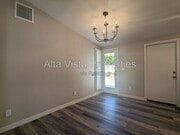Photo - 965 Beverly Ave