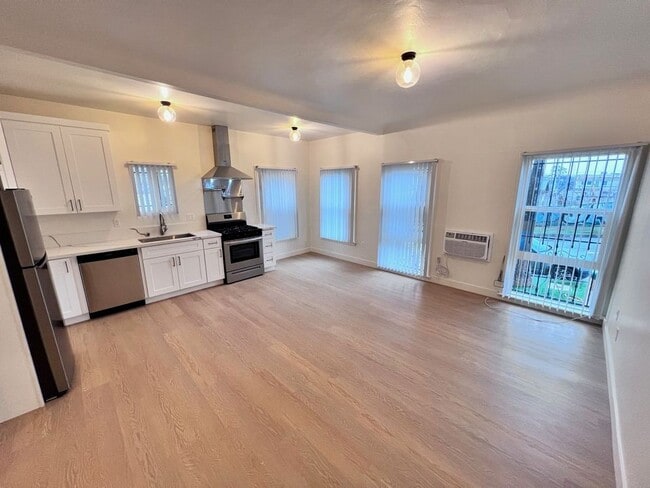 Photo - 559 Normandie Ave Apartment Unit 101