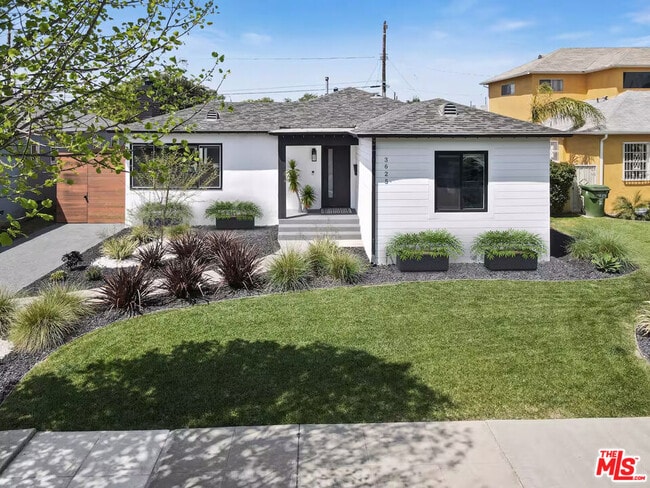 Photo - 3625 Somerset Dr House