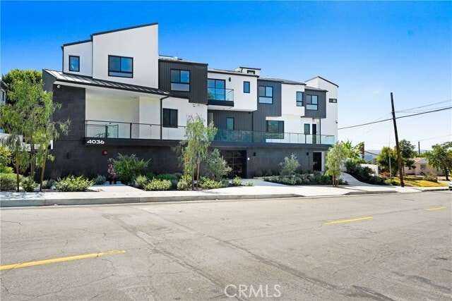 Building Photo - 4036 Rosemont Ave Rental