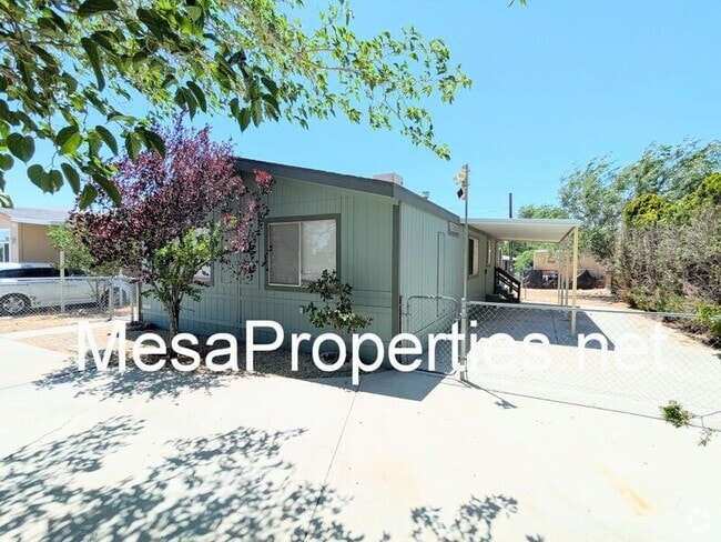 Building Photo - 19275 Monterey St Rental