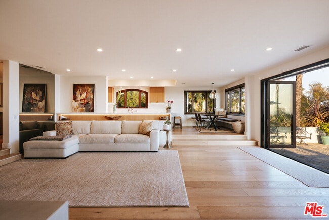 Photo - 29660 Harvester Rd