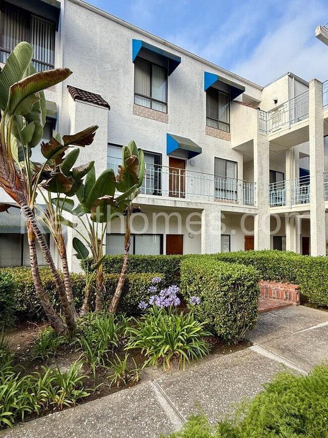 Photo - 8320 Regents Rd Condo Unit 1-H