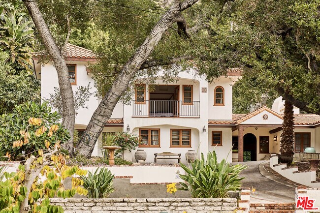 Photo - 3268 Serra Rd