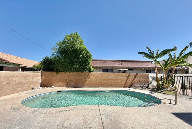 Photo - AVAILABLE NOW!! 3 Bedroom / 2 Bathroom Townhouse with pool in Cathedral City Unit B