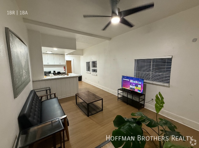 Building Photo - 304 E 4th St Unit 304B Rental