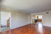 Photo - 1154 S Plymouth Blvd Unit 3
