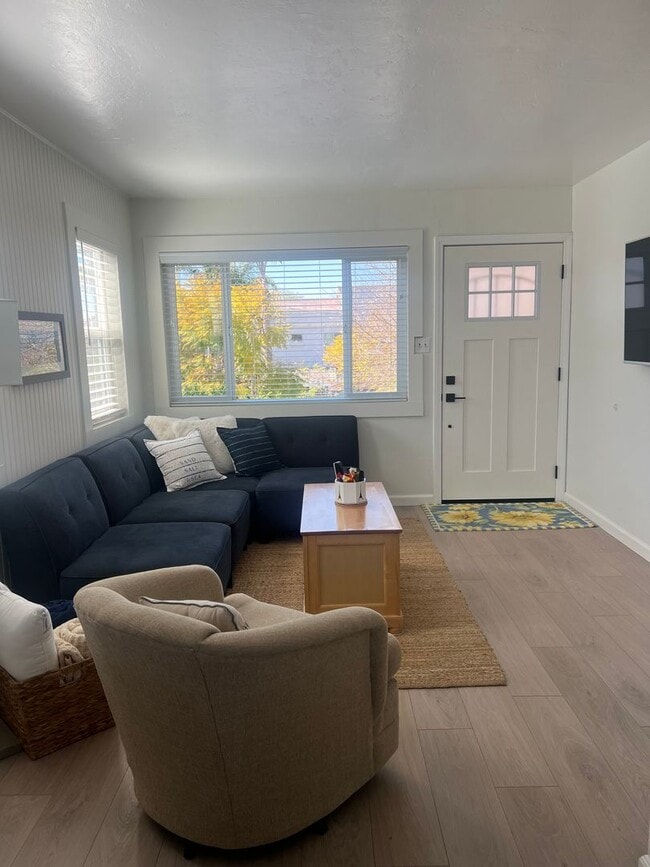 Photo - EVERTS Unit 4135